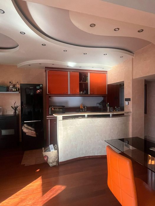 Дава се под наем Тристаен апартамент в София, Изток - 87 кв.м за 650 € - Снимка #3