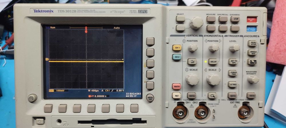 Osciloscop Tektronix TDS 3012B