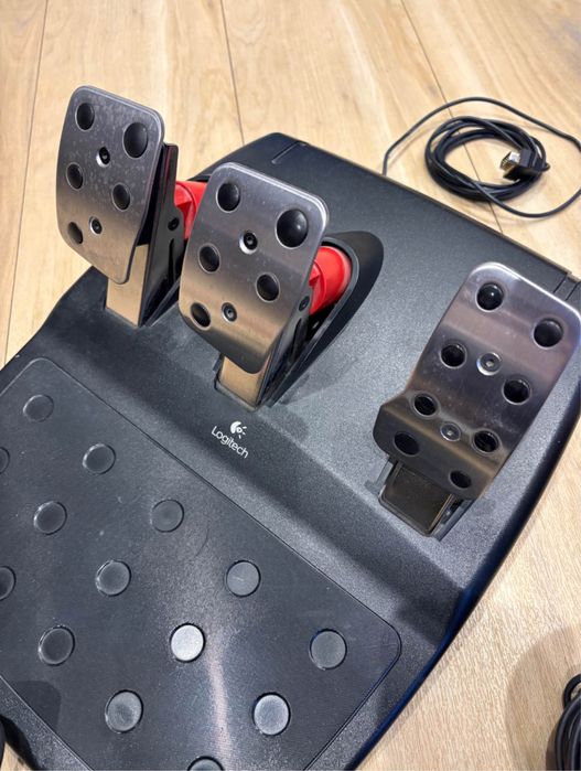 Volan Logitech G27 + Pedale + Schimbator