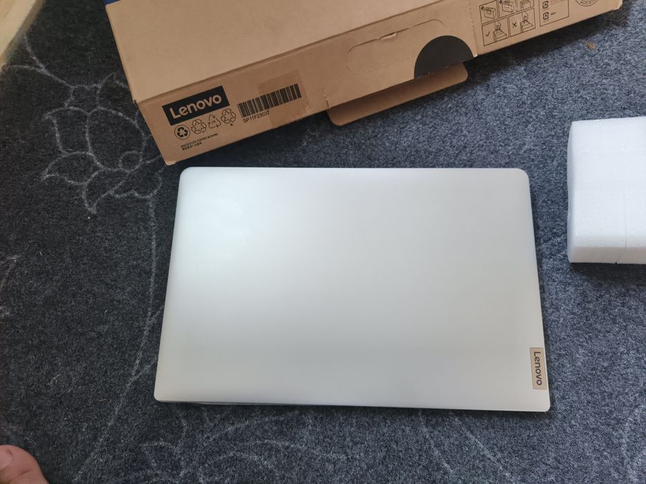 Notebook lenovo n4024