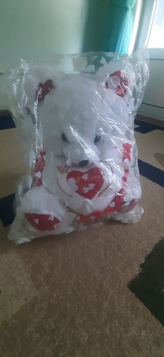 Продаётся мягкая игрушка медвежонок