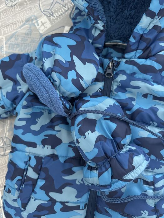 Зимно яке с ръкавички 6-9м