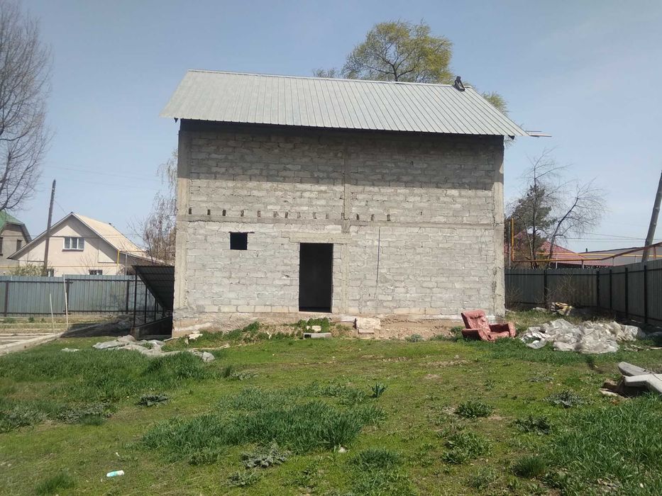 Продается Дом 200 кв в Панфилова 10 соток