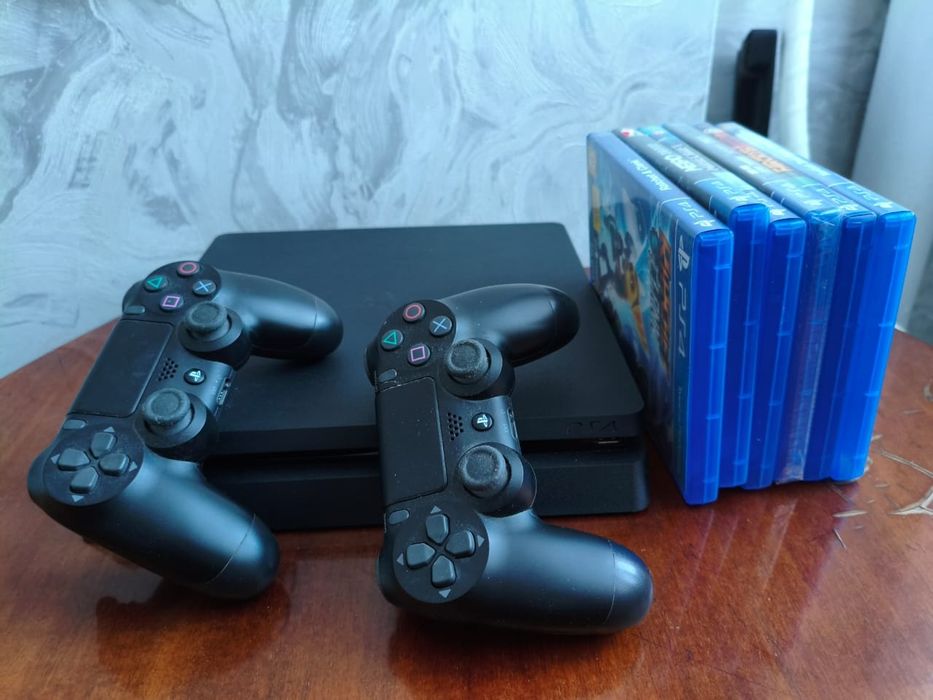 Продам sony playstation 4 pro