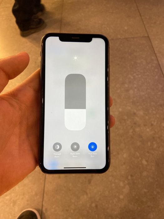 Iphone 11 в иделаным сос