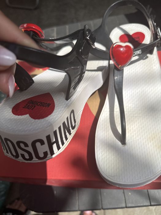 Sandale Moschino nr 38