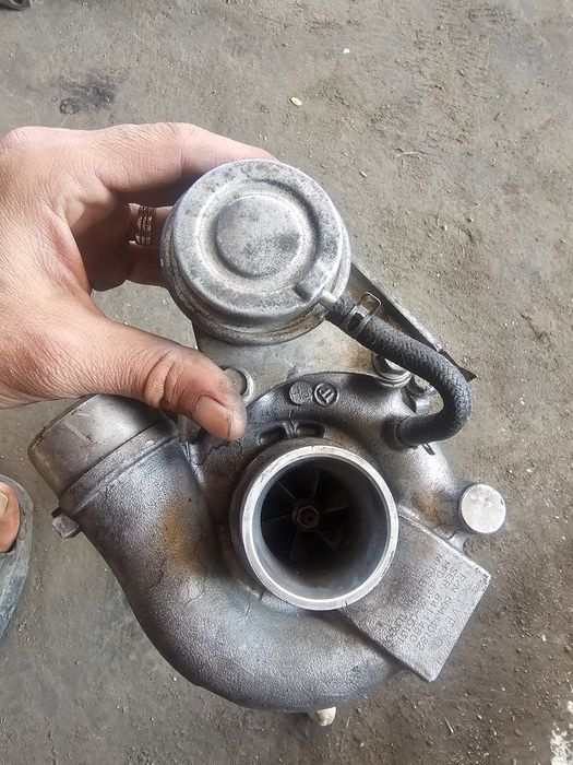 Lichidare stoc Turbina 504340182 motorizare 2.3 jtd an Constructie 200