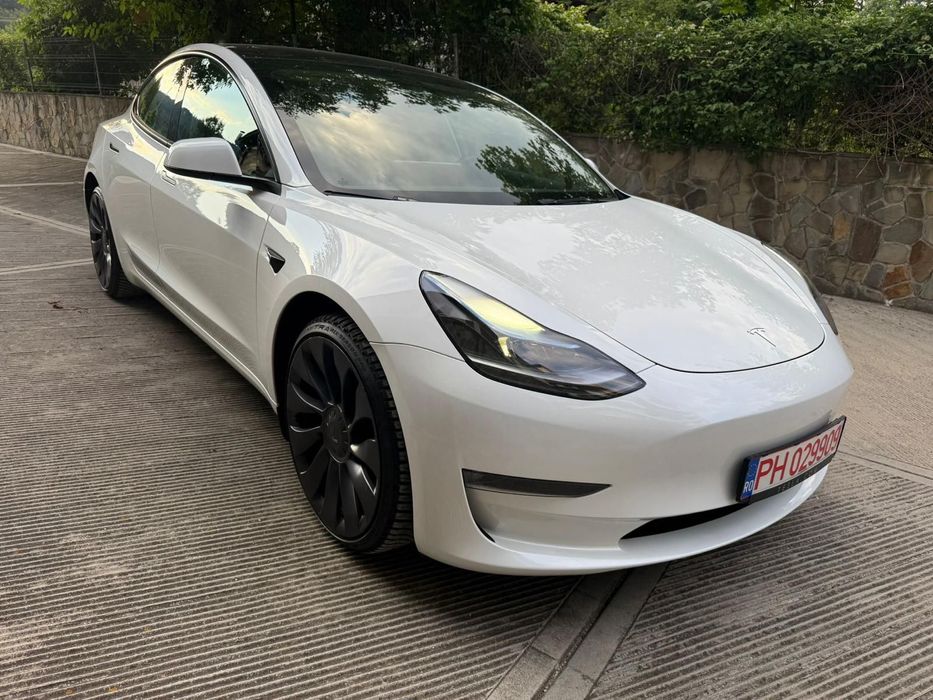 Tesla Model 3 Tesla Model 3 Performance - posibilitatea leasing, tva deductibil
