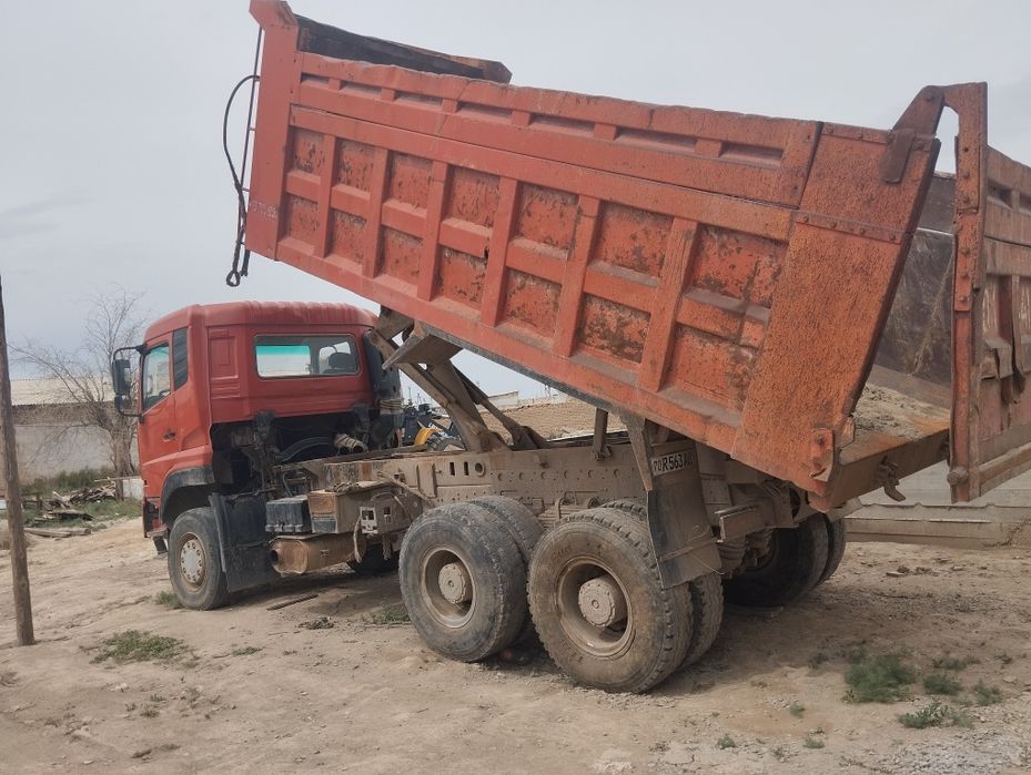 Самосвал кузови сотилади донг фенг