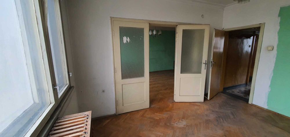 Продава се Тристаен апартамент в Пловдив, Младежки Хълм - 87 кв.м за 1587 €/кв.м - Снимка #3