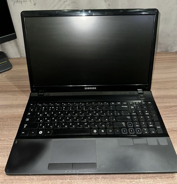 Продам ноутбук Samsung