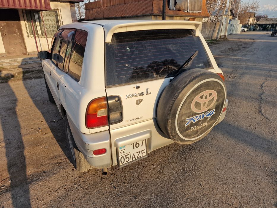 Продам rav4 1997