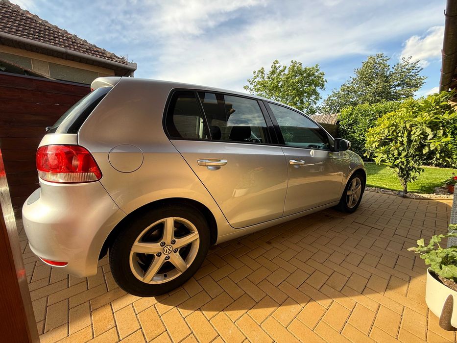 Volkswagen Golf VI / 6 2009 1.9 TDI 110 CP