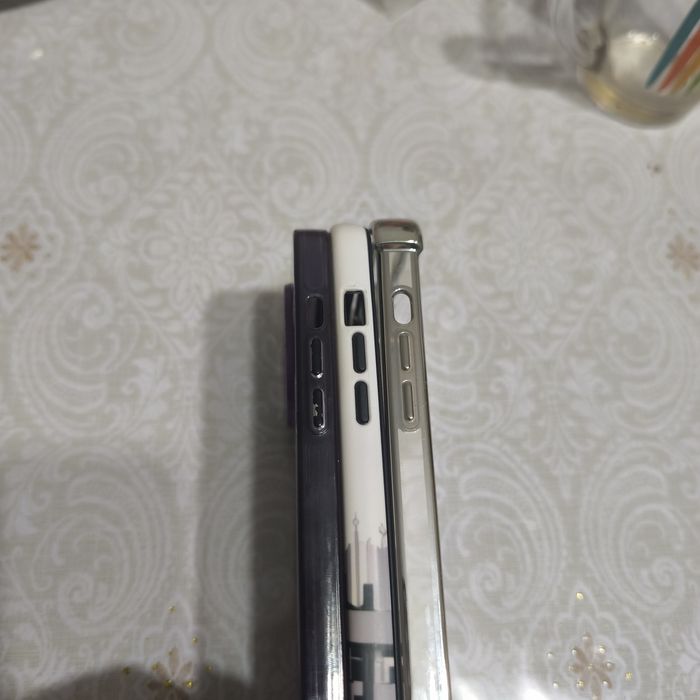 3 чехла на iPhone 14 Pro Max Б/У