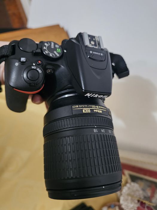 Nikon d5600+obiectiv 18-105+ geanta
