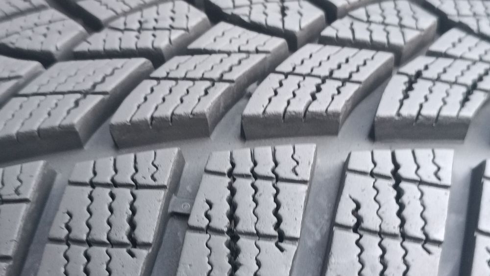 215/65/16 Goodyear