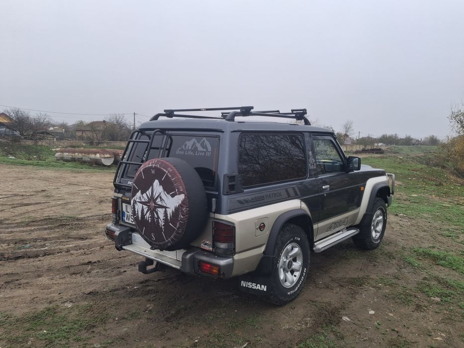 Nissan Patrol y60