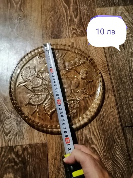 Продавам стъклария