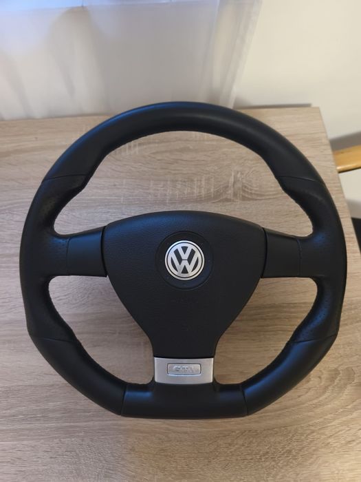 Volan Volkswagen scirooco & Volan golf 5 GTI