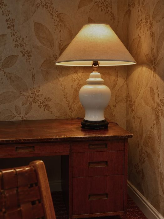 Lampă americană de masă