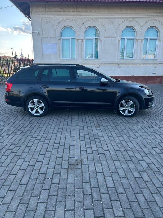 Vând Skoda Octavia Scout 4×4