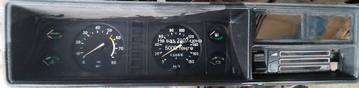 Продам  щиток прибора