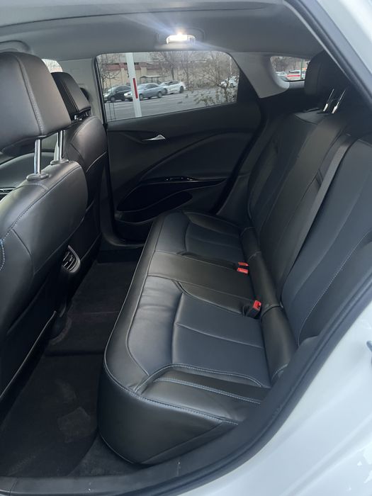 Buick Velite 6 430km