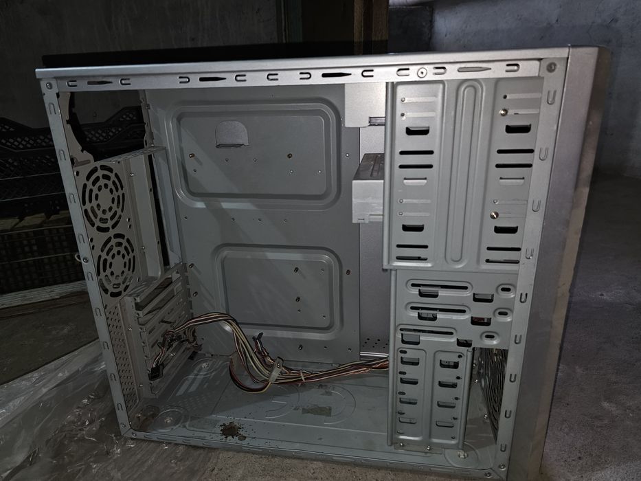 Корпус для компютера