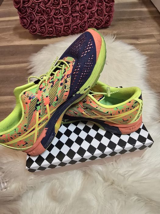 Asics маратонки , като нови