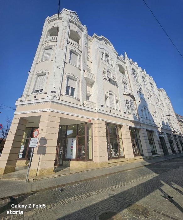 Birou / Apartament Generos Ultracentral – Oradea — fotografia 1