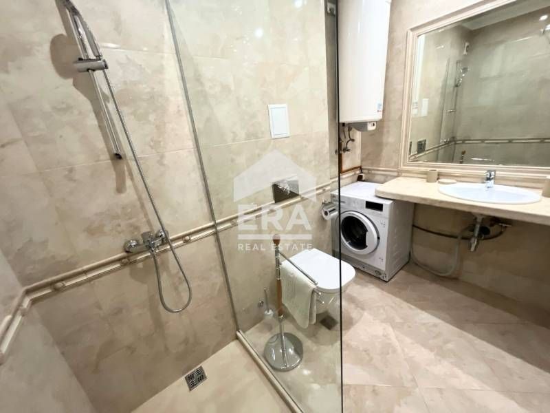 Продава се Двустаен апартамент в Варна, Център - 86 кв.м за 3721 €/кв.м - Снимка #9