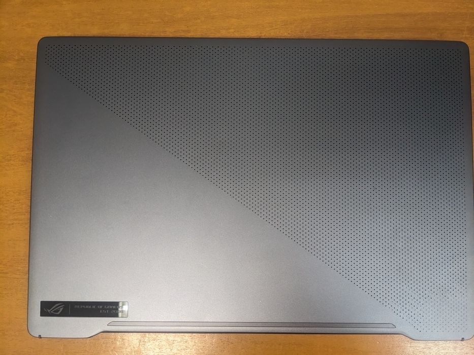 ASUS ROG Zephyrus G14 2020/Ryzen 7/RTX2060/16GB RAM