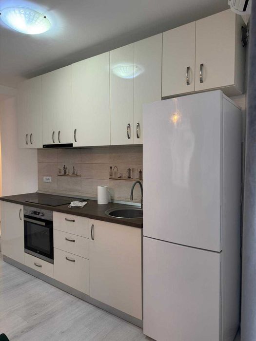 Eroii Revolutiei, Giurgiului, bloc nou, centrala proprie