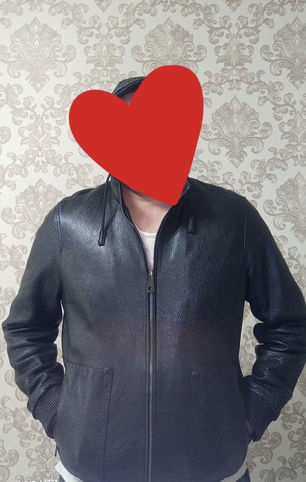 Срочно продам кожаную куртку