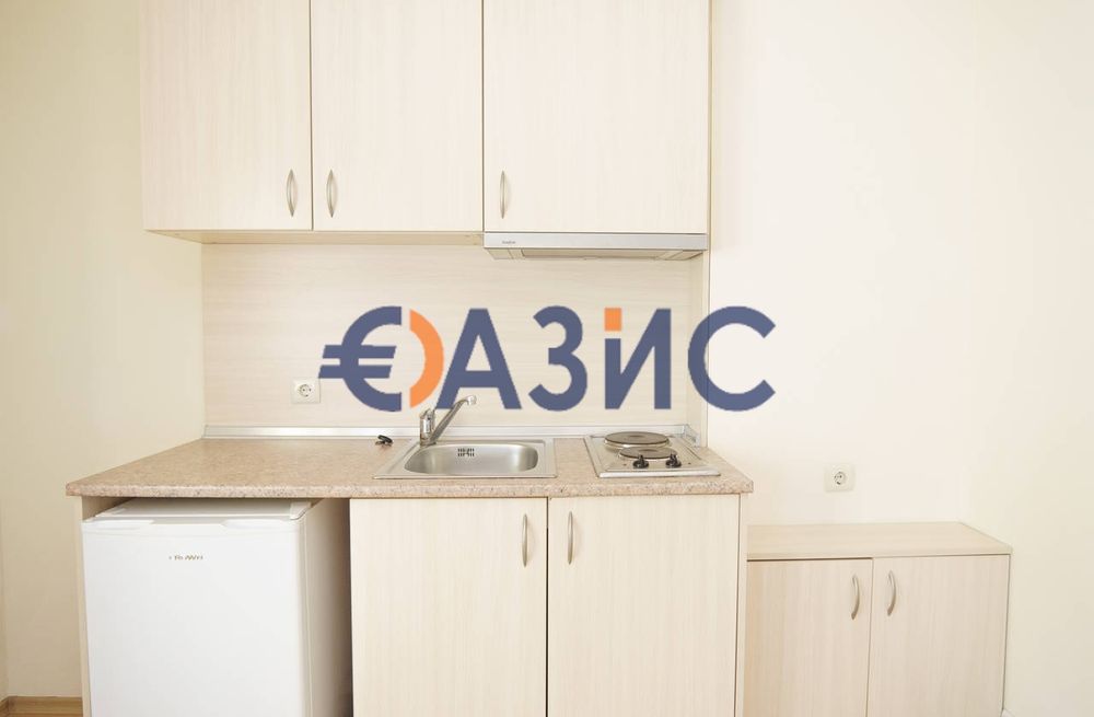 Продава се Едностаен апартамент в Созопол - 54 кв.м за 1110 €/кв.м - Снимка #5