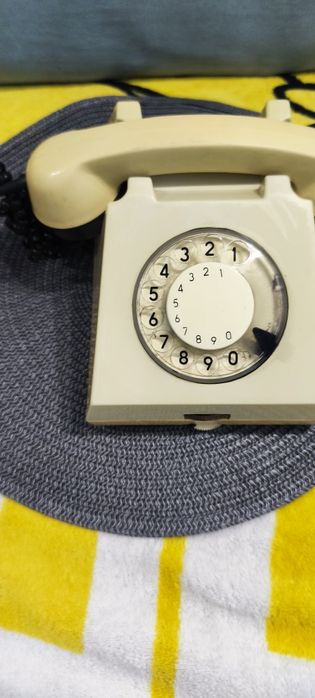 Telefon cu disc made în România anii '70 '80