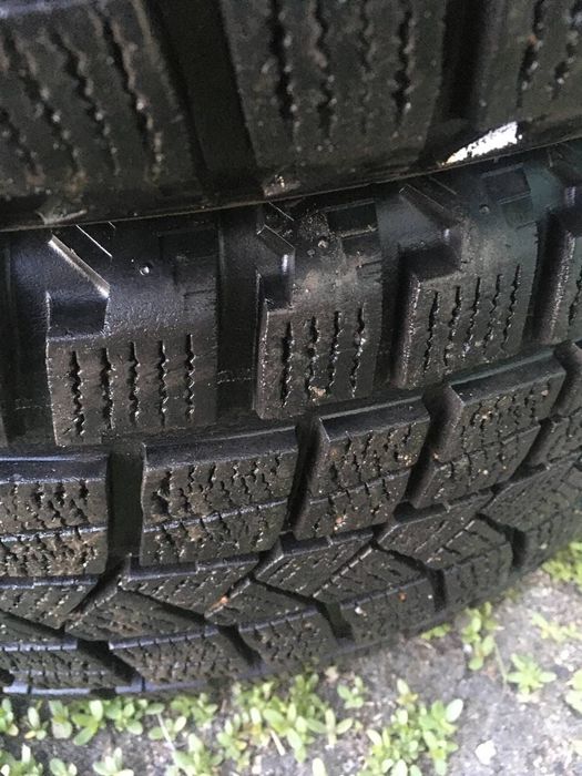 Шины зимние 235/55 R 18