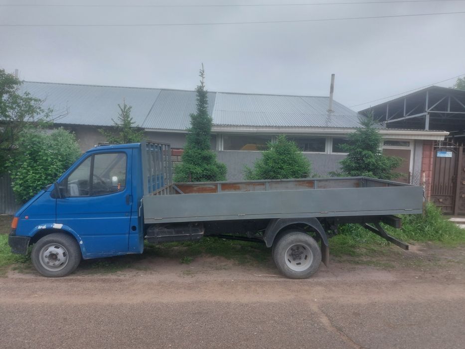 Продаётся Форд Транзит бортовой