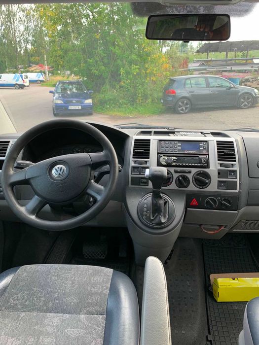 Volkswagen caravelle t5 vip