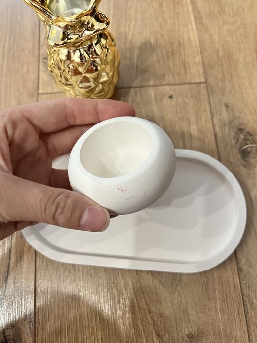 Декор (ананас, поднос, подсвечница)