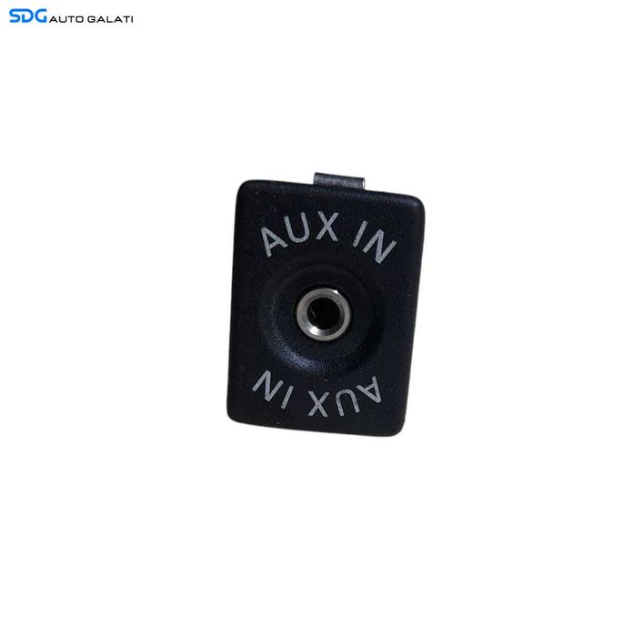Priza Conector Auxiliar AUX Volkswagen Touran 1T3 2010 - 2015 Cod 5M0035724 [N1369]