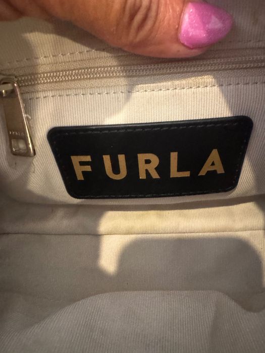 Furla Diamante естествена кожа