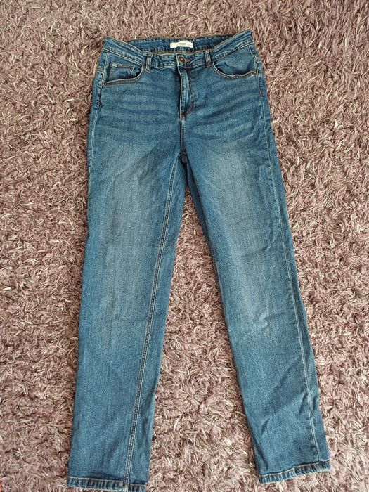 Blugi noi, mărime 170 Reserved