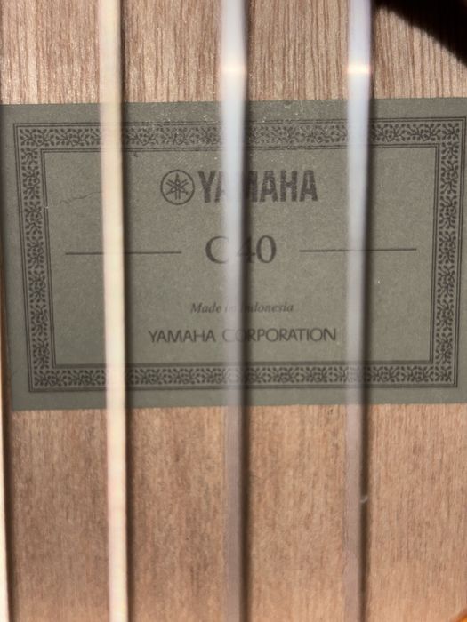 Гитара Yamaha C40