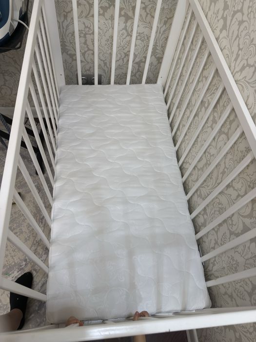 Детская кроватка простая
