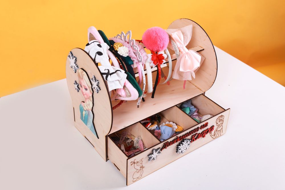 Приказна поставка за диадеми | Подарък за момиче