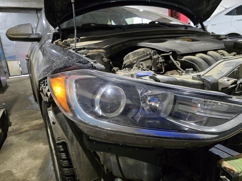 Продам фары на элантру.