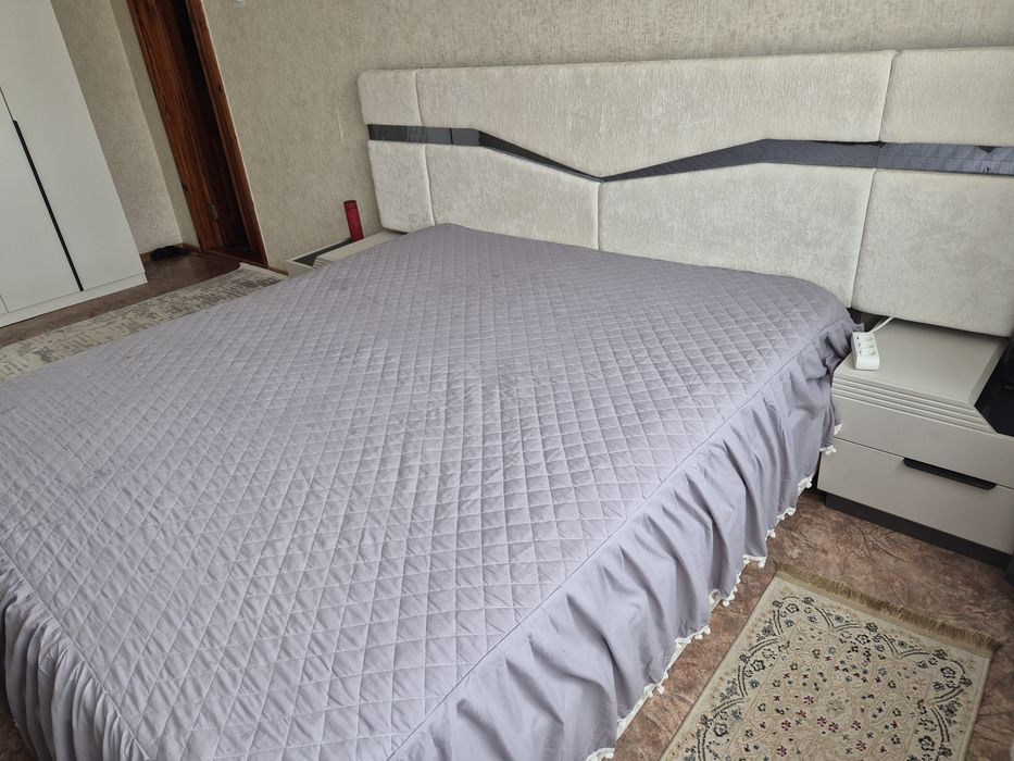 Кровать сатылады, размер-180/200