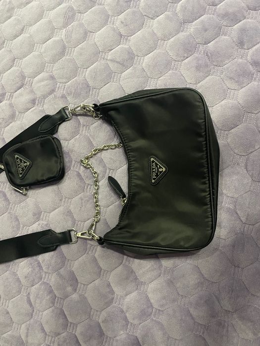 Geanta damă de la Prada