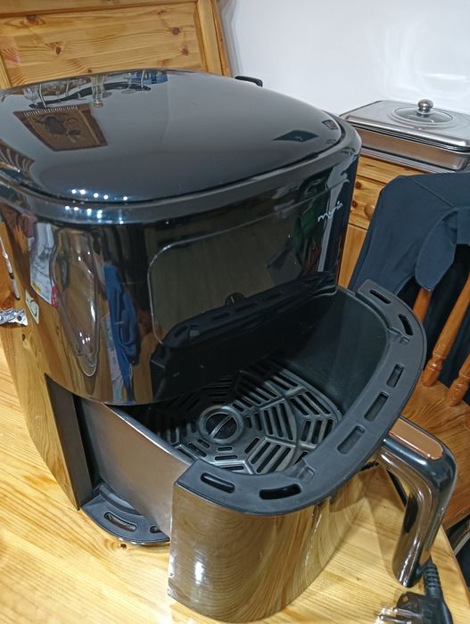 Air fryer Myria  6,5 l.